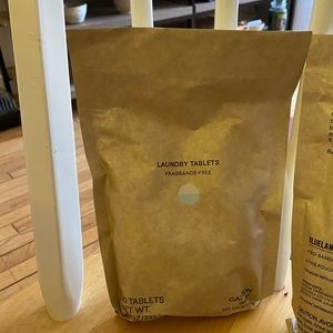 Blue Land Laundry Detergent